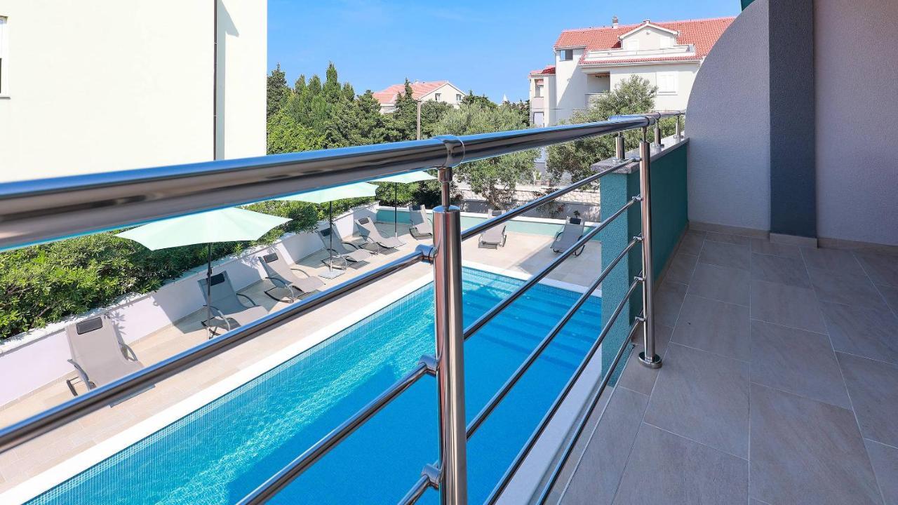 Apartmani "Villa Barbara" Novalja Ngoại thất bức ảnh