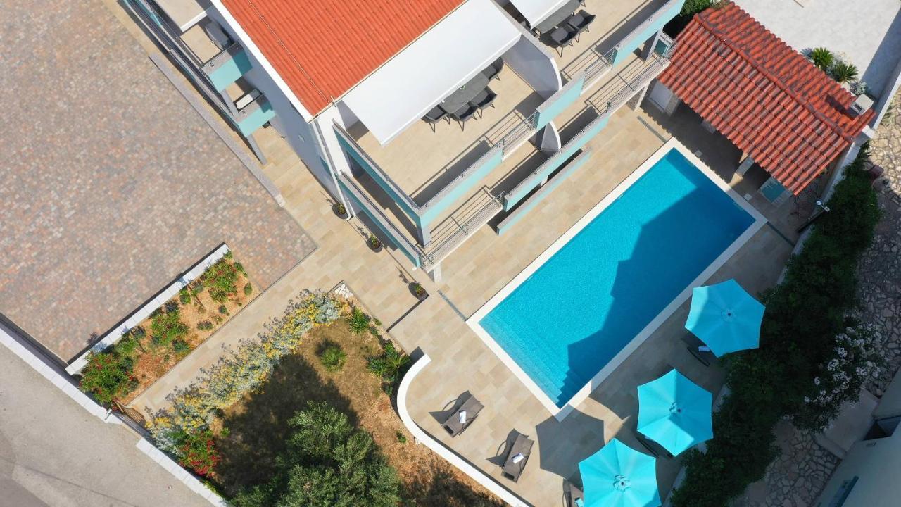 Apartmani "Villa Barbara" Novalja Ngoại thất bức ảnh