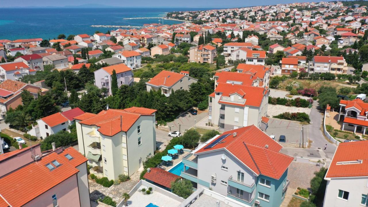 Apartmani "Villa Barbara" Novalja Ngoại thất bức ảnh