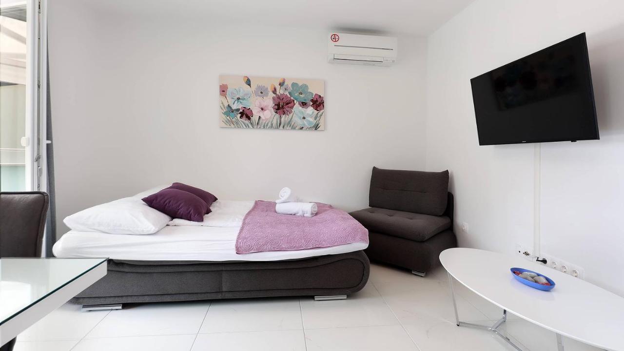 Apartmani "Villa Barbara" Novalja Ngoại thất bức ảnh
