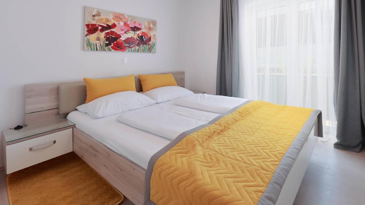 Apartmani "Villa Barbara" Novalja Ngoại thất bức ảnh