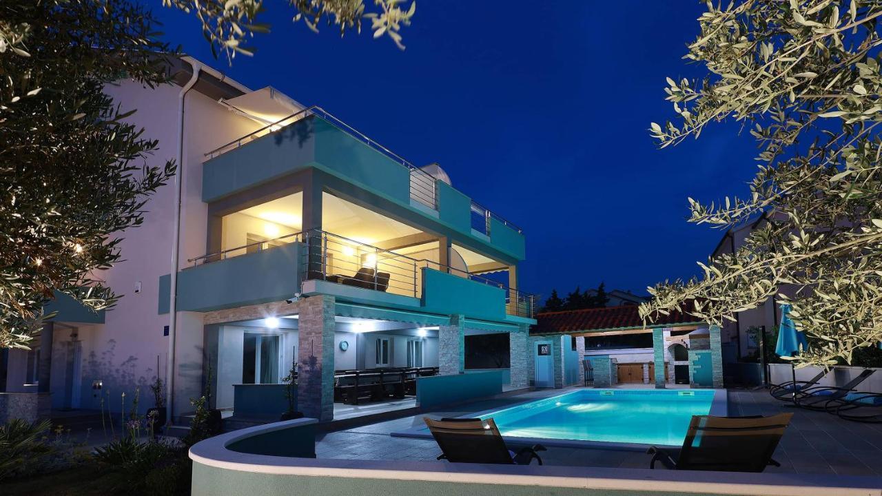Apartmani "Villa Barbara" Novalja Ngoại thất bức ảnh