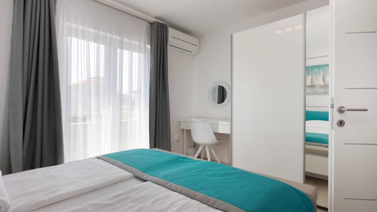 Apartmani "Villa Barbara" Novalja Ngoại thất bức ảnh