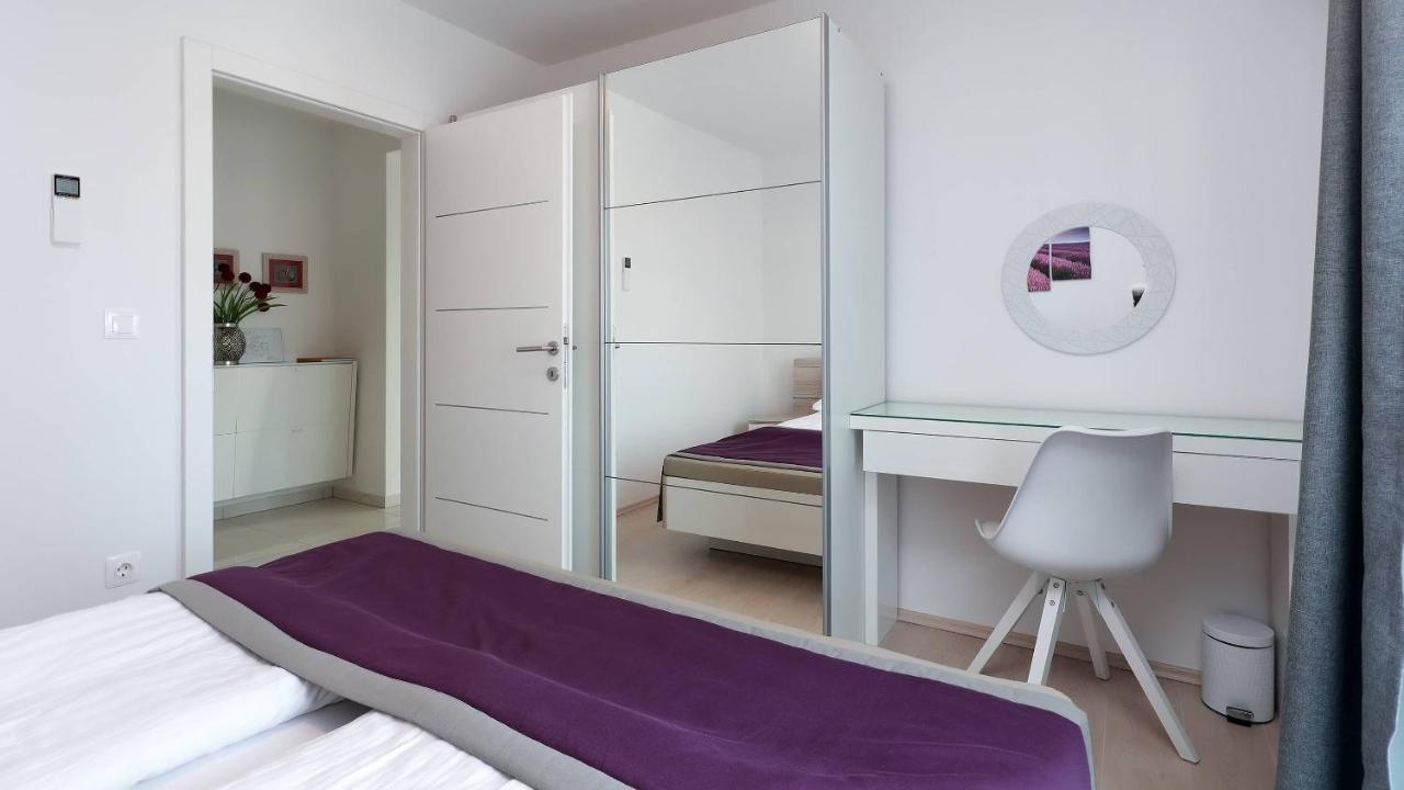 Apartmani "Villa Barbara" Novalja Ngoại thất bức ảnh