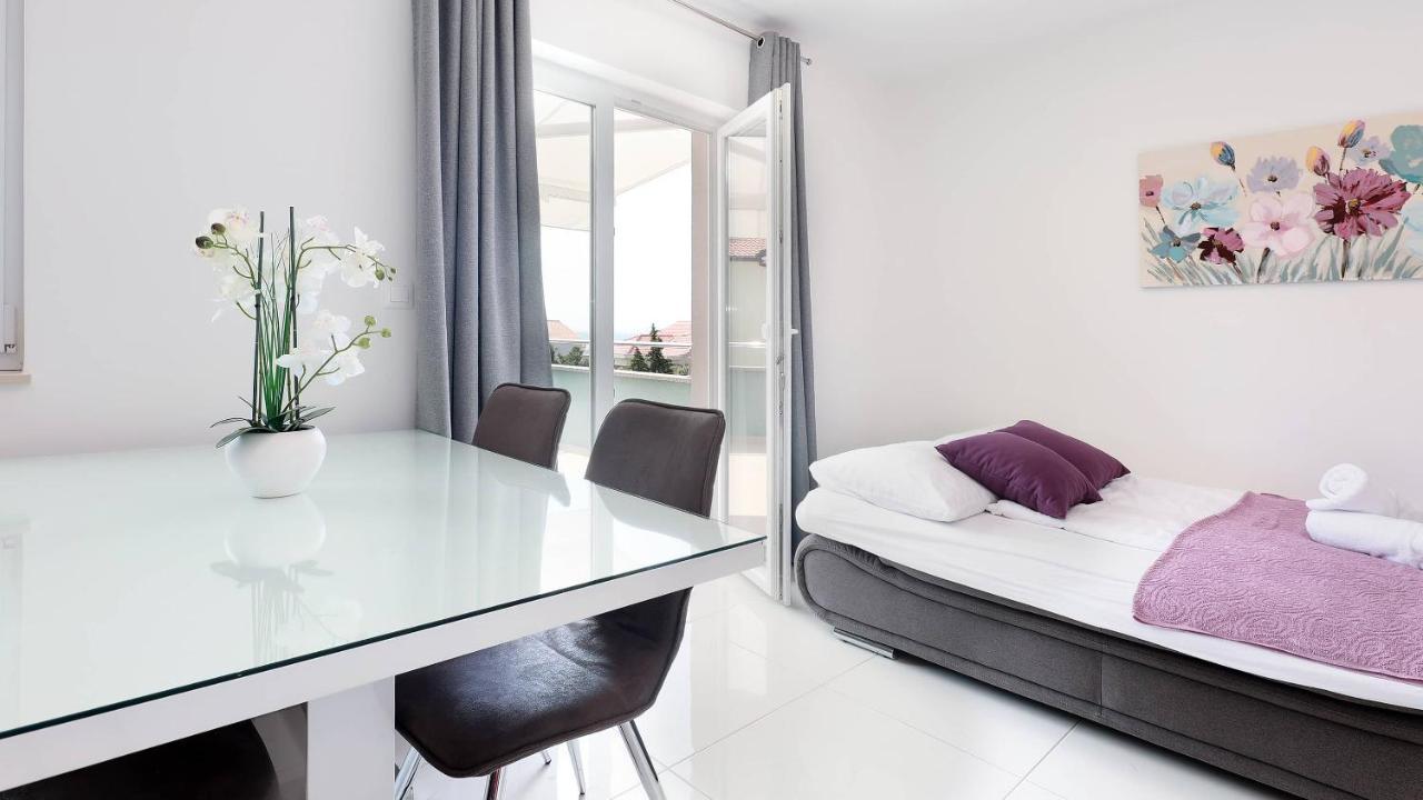 Apartmani "Villa Barbara" Novalja Ngoại thất bức ảnh