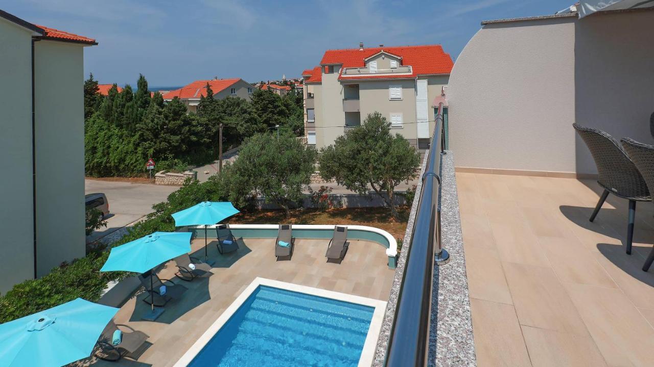 Apartmani "Villa Barbara" Novalja Ngoại thất bức ảnh