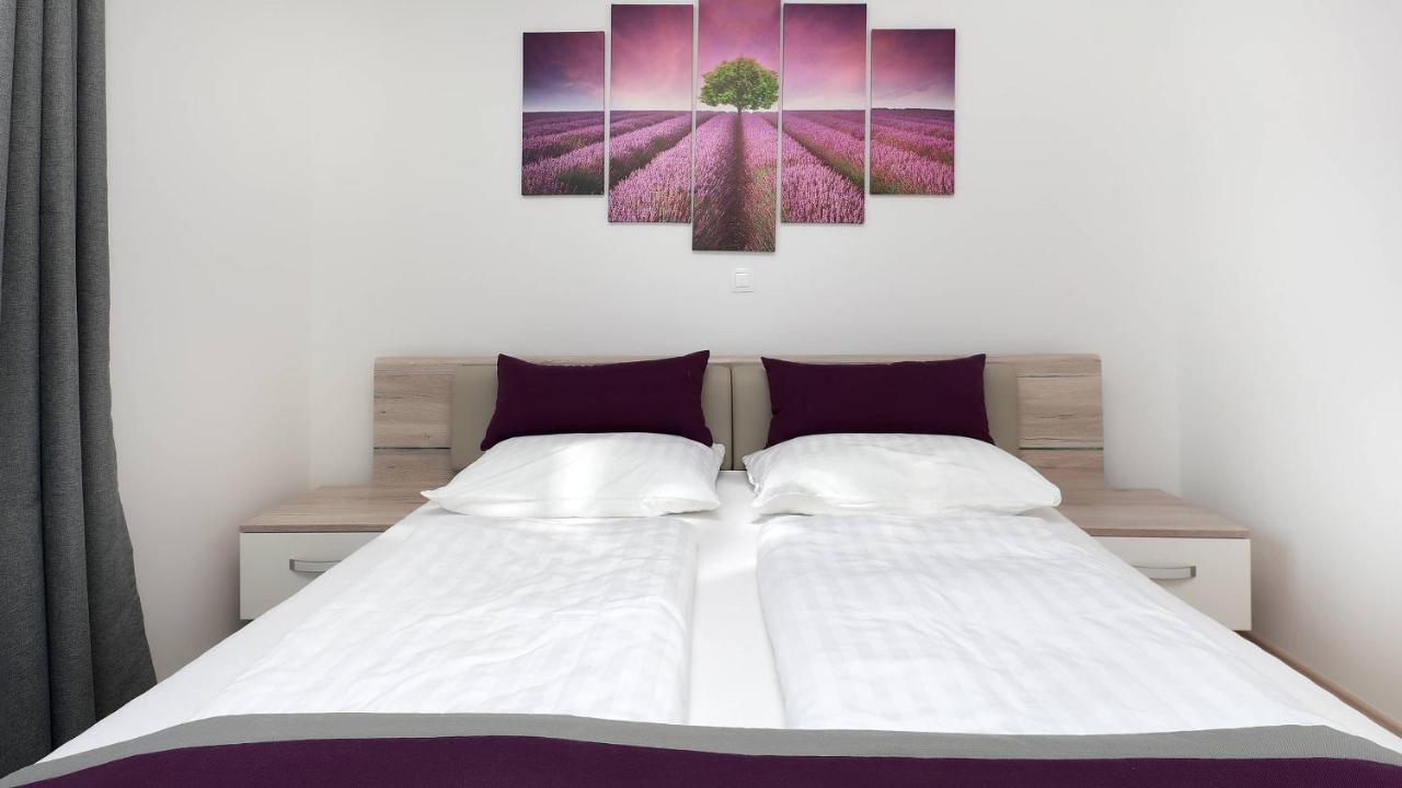 Apartmani "Villa Barbara" Novalja Ngoại thất bức ảnh