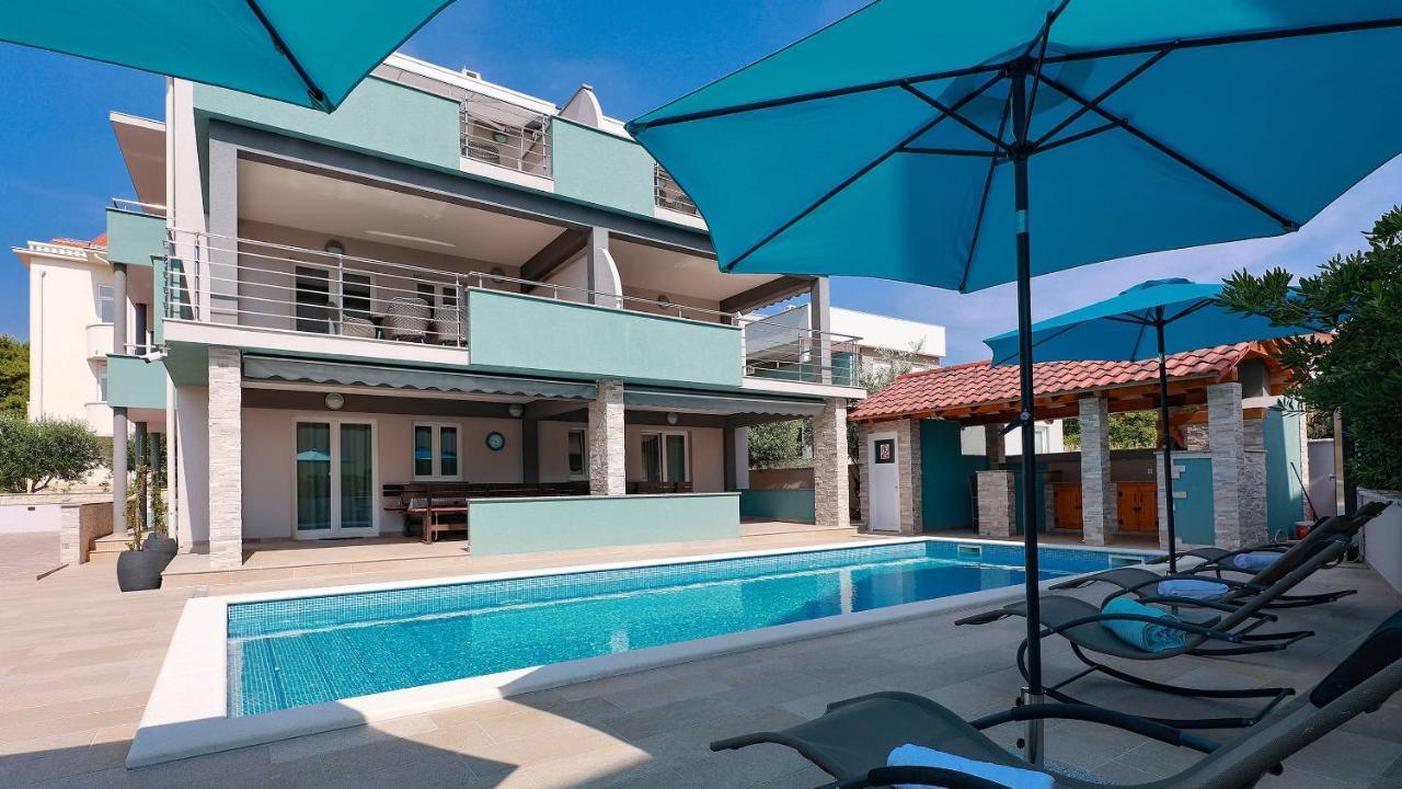 Apartmani "Villa Barbara" Novalja Ngoại thất bức ảnh