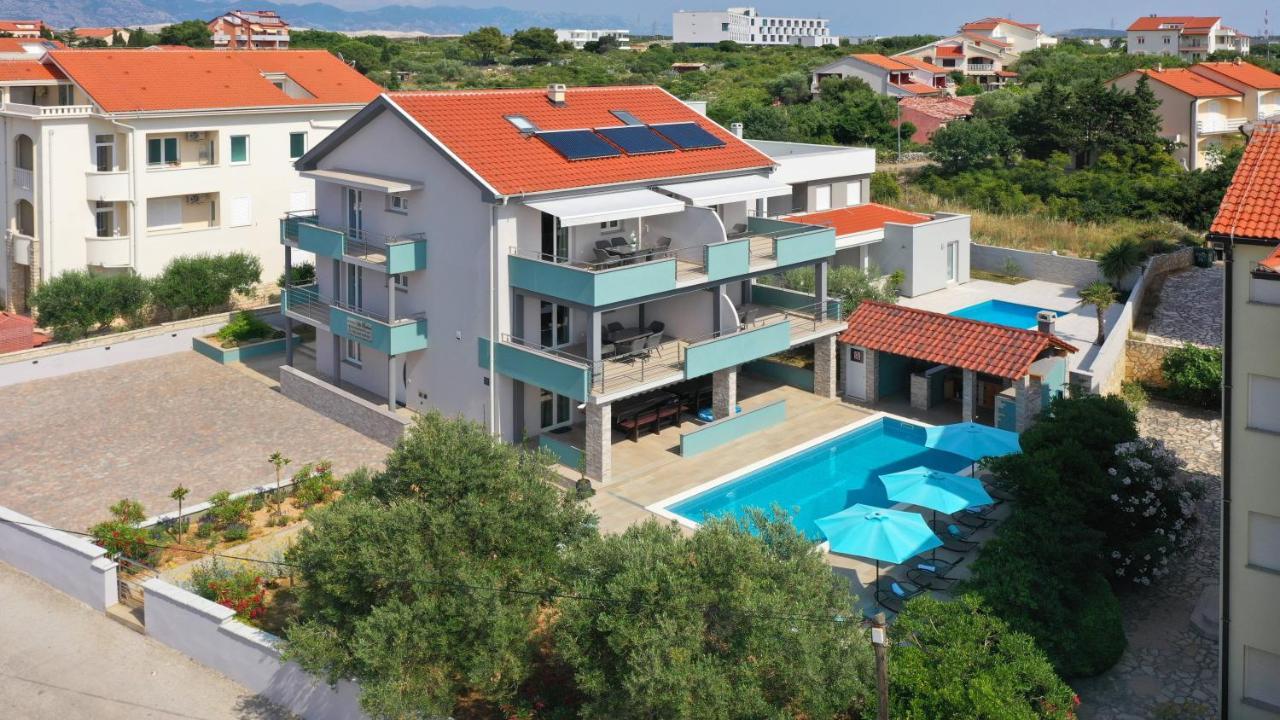 Apartmani "Villa Barbara" Novalja Ngoại thất bức ảnh